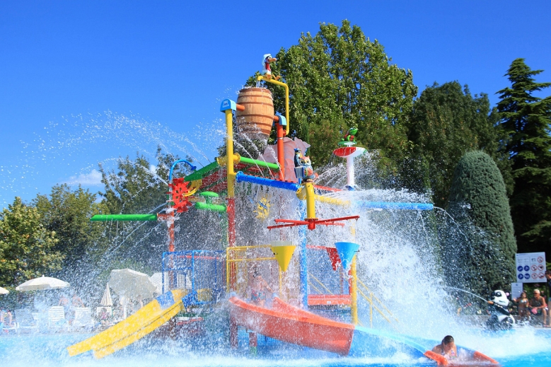 Hotel Camping Bella Italia