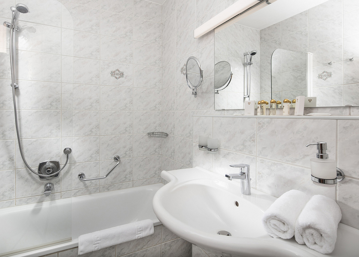 Hotel Höhlenstein 9