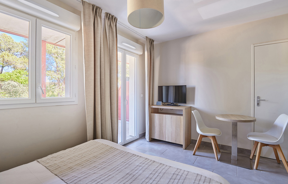 Résidence Prestige Odalys Les Canissons 12