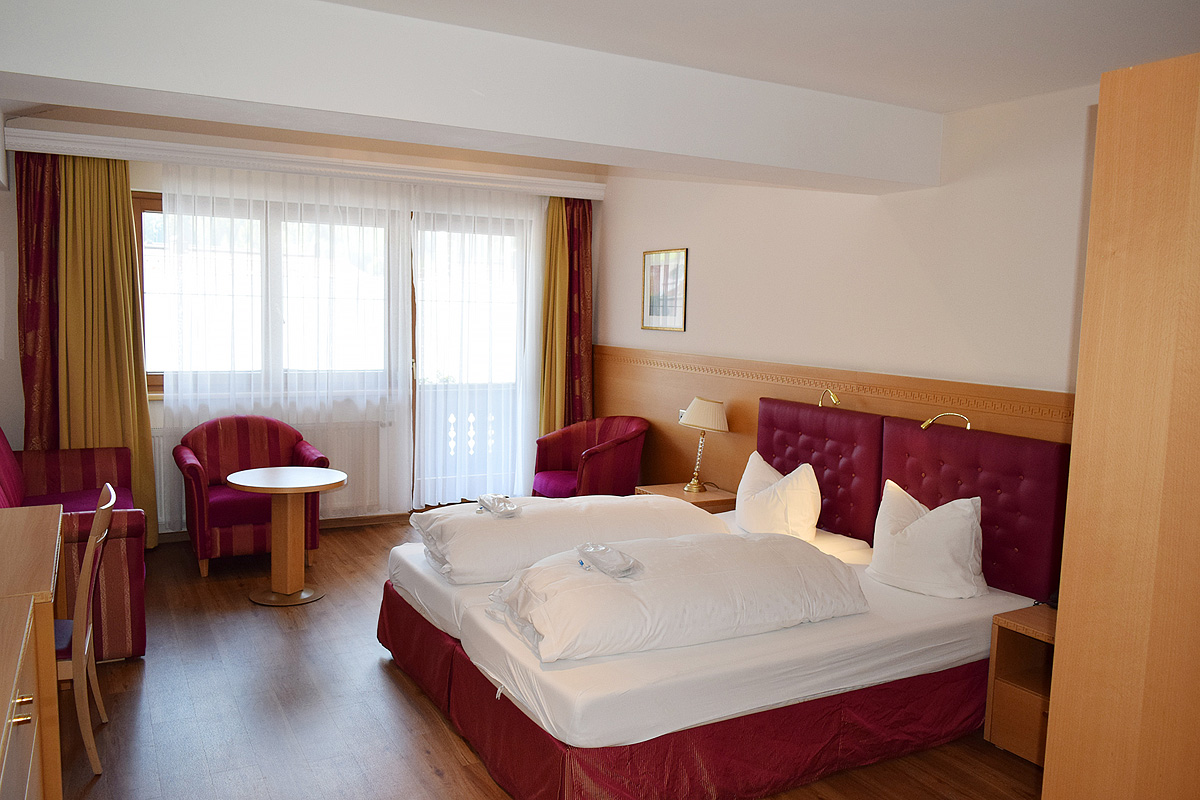 Hotel Strass 8