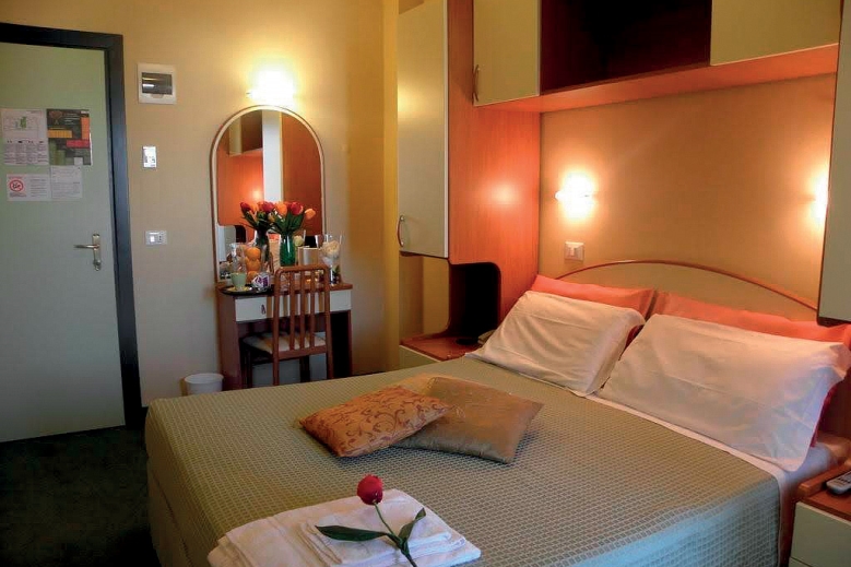Hotel Hotel Crosal