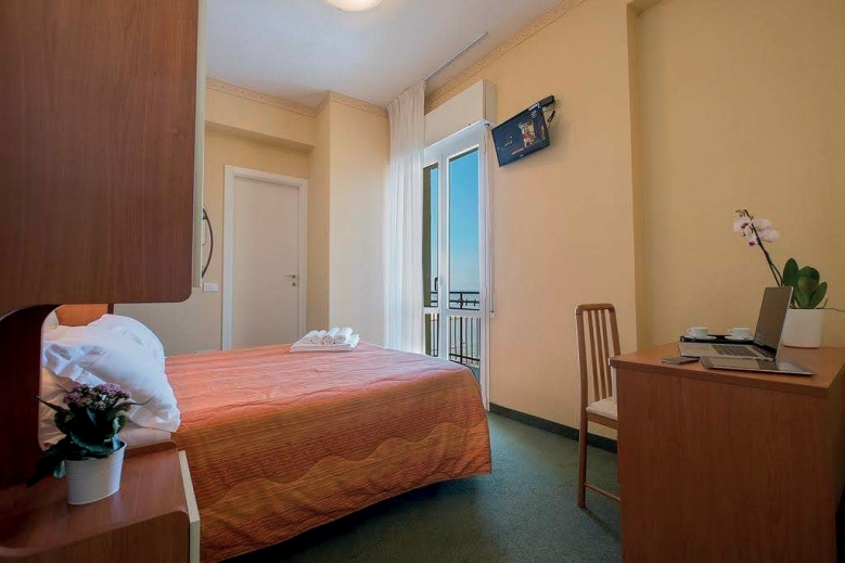 Hotel Hotel Crosal