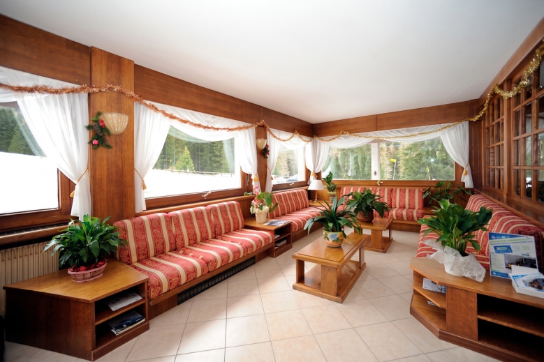 Hotel Hotel Bucaneve