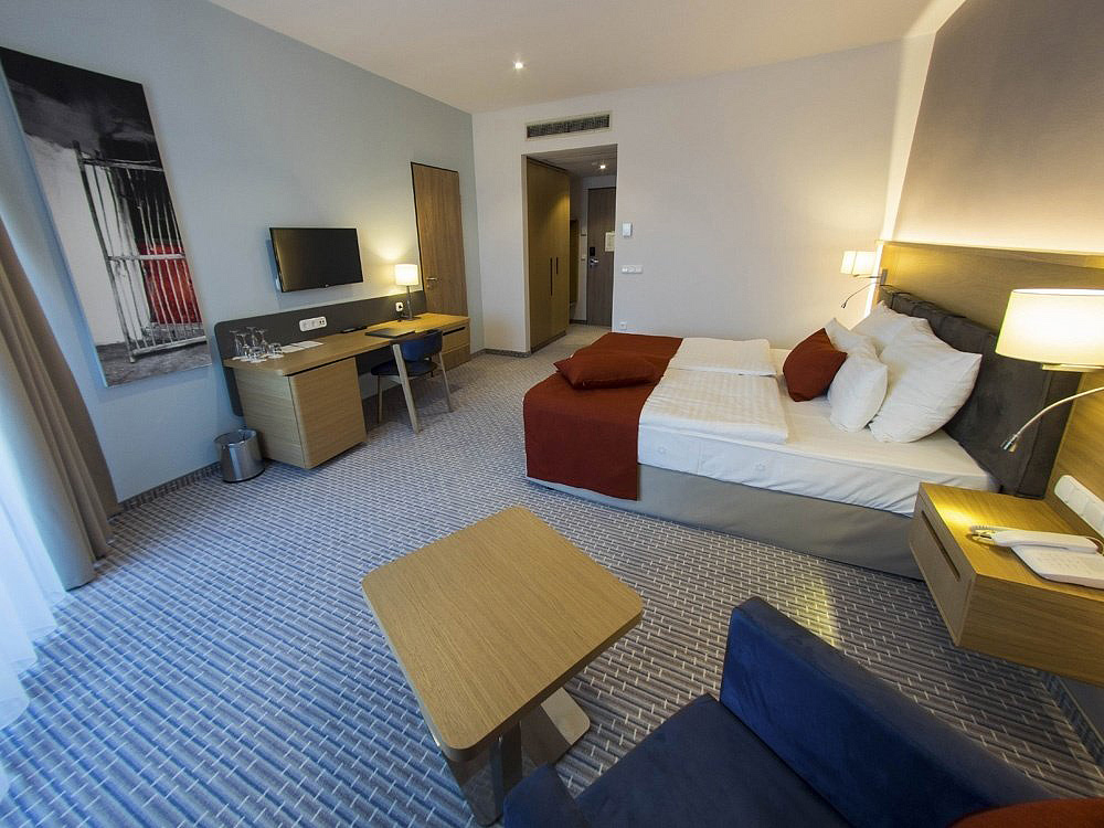 Thermal Hotel Balance 9