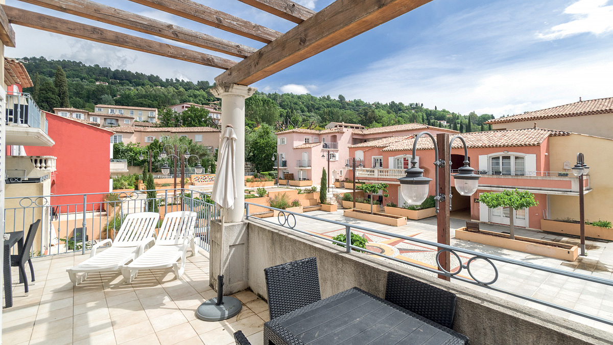 Residence Domaine De Camiole 9