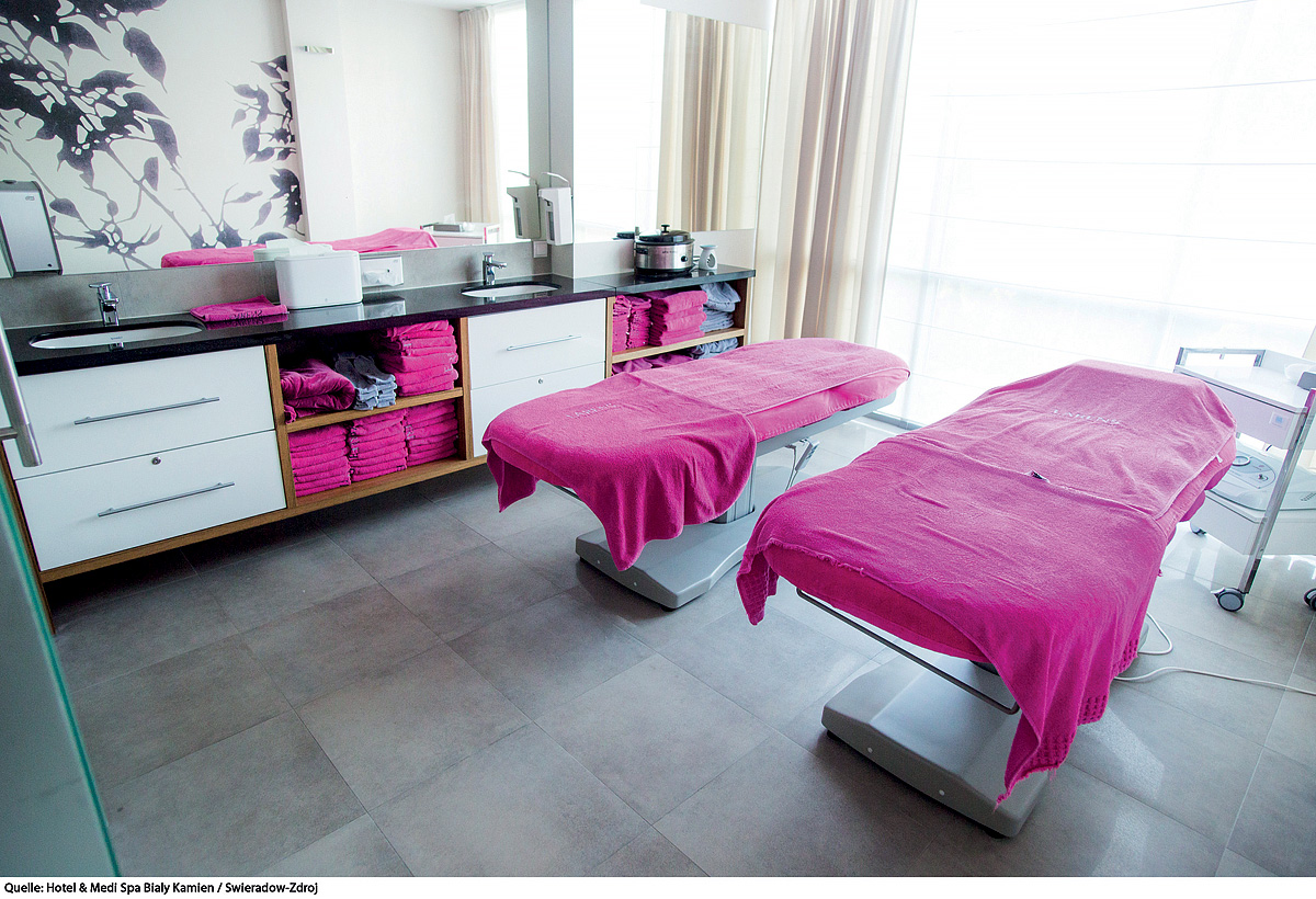 Hotel & Medi Spa Bialy Kamien 18