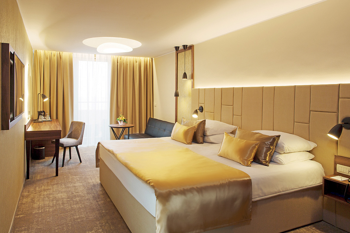 Grand Hotel Bernardin 11